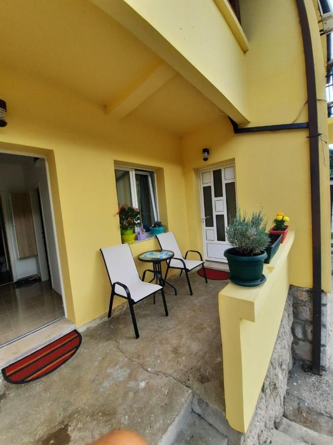 Apartments Mila Cetinje Luaran gambar